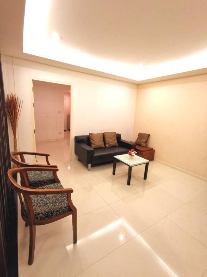 Pon House Chalong Exterior foto