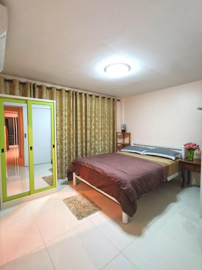 Pon House Chalong Exterior foto
